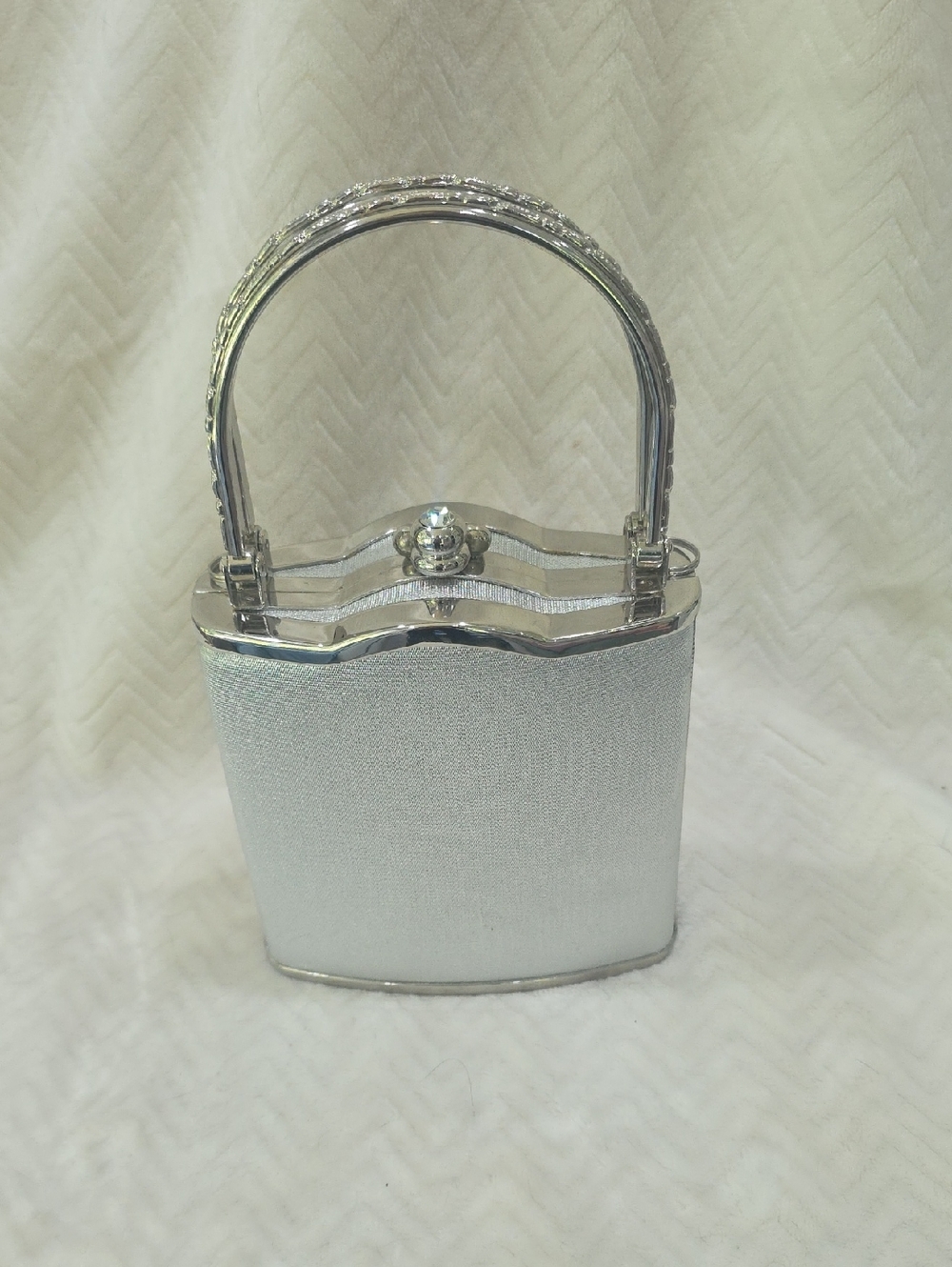 Silver Metallic Special Occasion Top-Handle Evening Bag